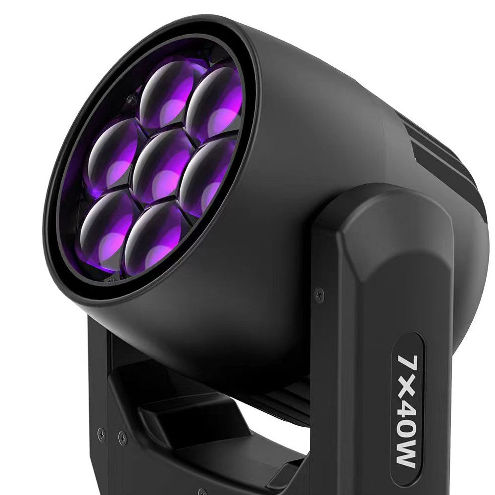 מובינג הד LED Wash Zoom 7×40W של Apextone, תקריב על העדשות