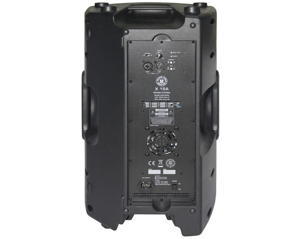 רמקול מוגבר Topp Pro X15A – מבט אחורי עם פאנל המגבר