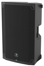 רמקול מוגבר Mackie Thump15v4 – מבט שלושת־רבעי