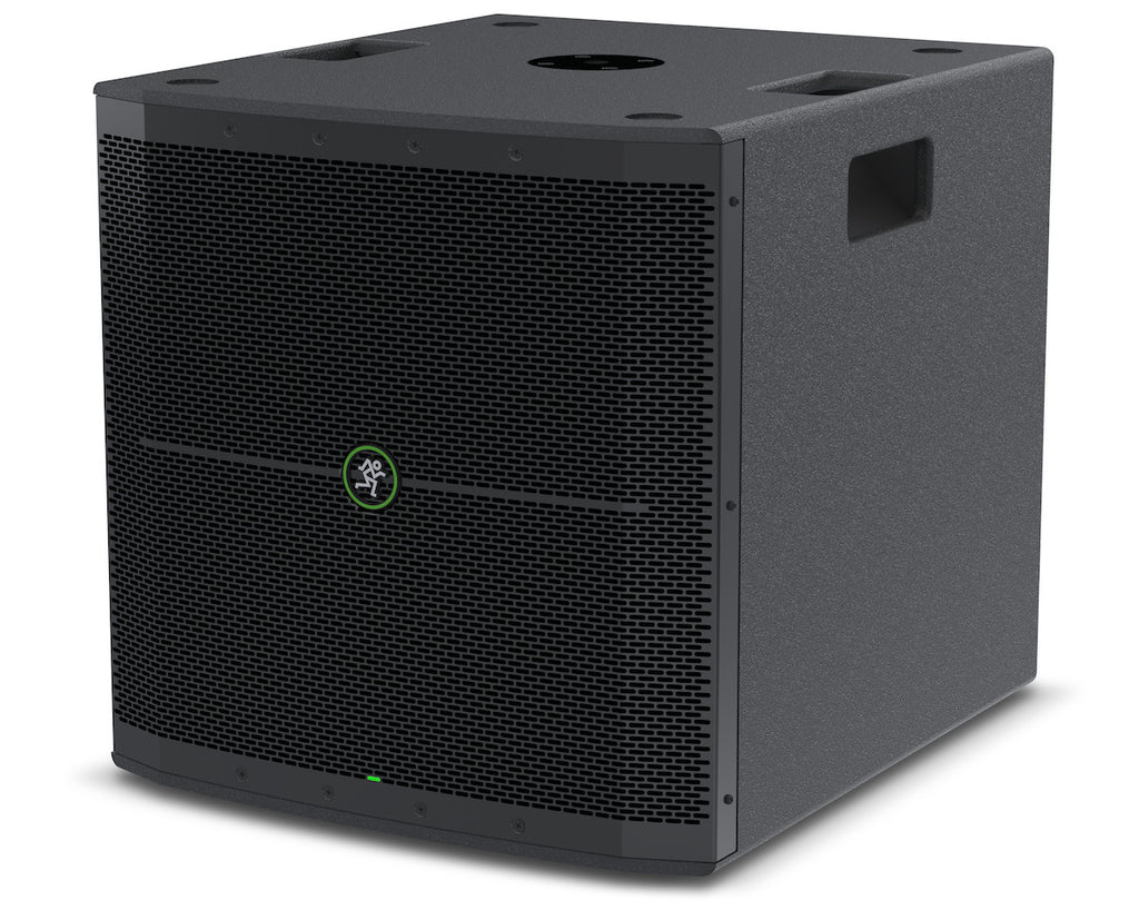 סאבוופר מוגבר Mackie Thump118S – מבט שלושת־רבעי