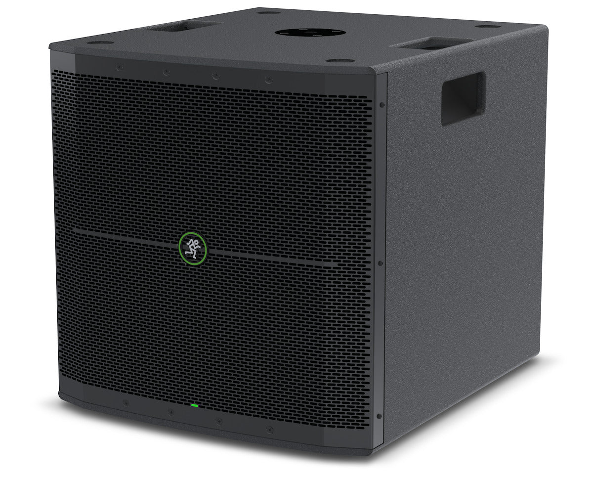 סאבוופר מוגבר Mackie Thump118S – מבט שלושת־רבעי