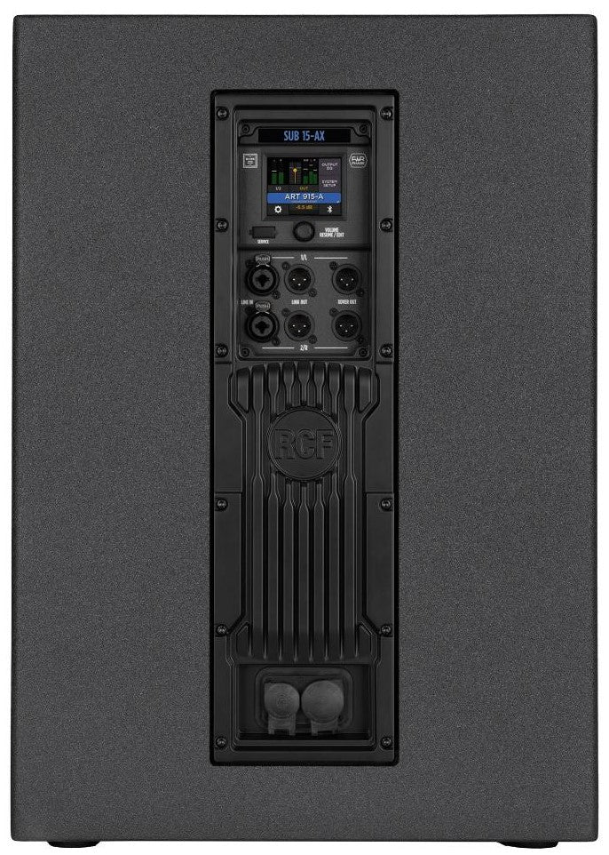 סאבוופר מוגבר RCF SUB 15-AX, מבט אחורי על מסך המגע והחיבורים