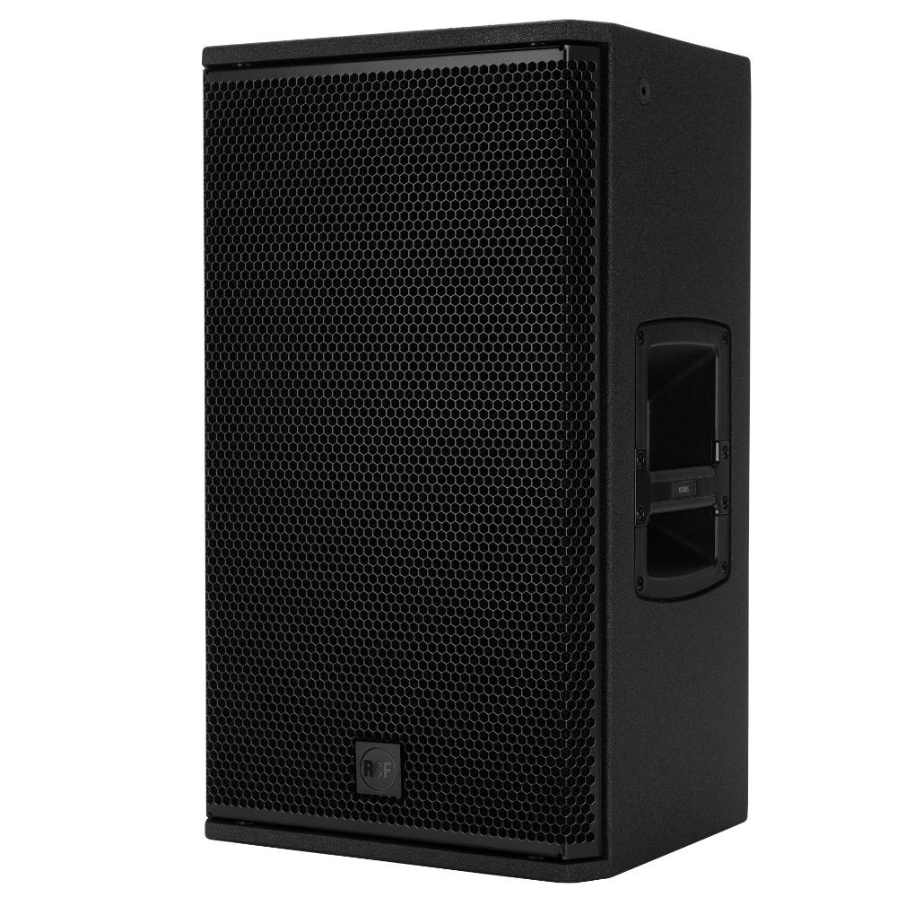 רמקול מוגבר RCF NX 912-A – מבט קדמי בזווית