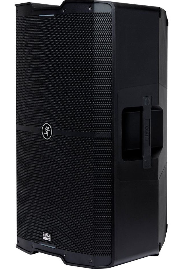 רמקול מוגבר Mackie SRM215 V-Class – מבט שלושת־רבעי